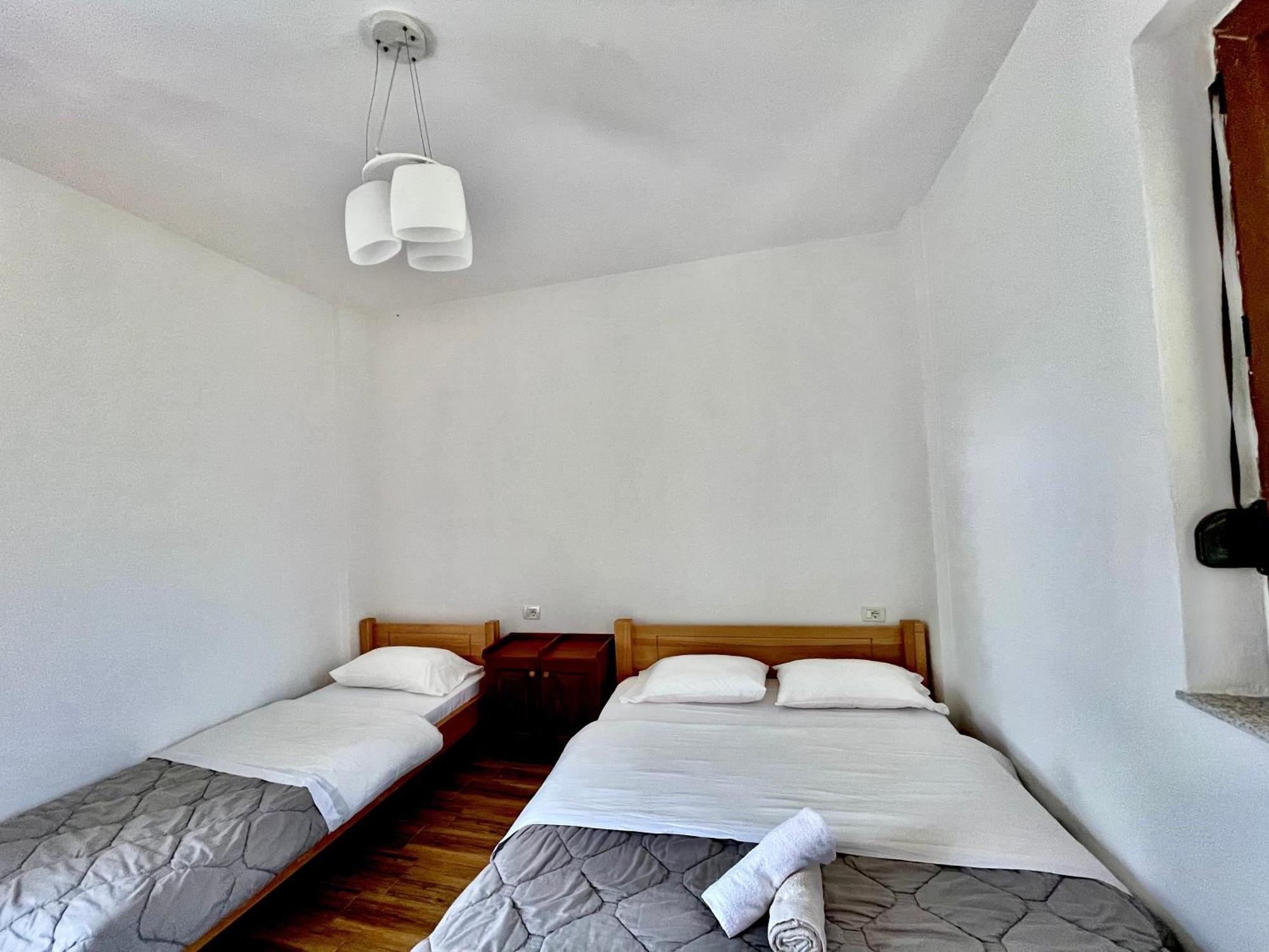 Lazer Cardaku Guesthouse Valbona Kültér fotó