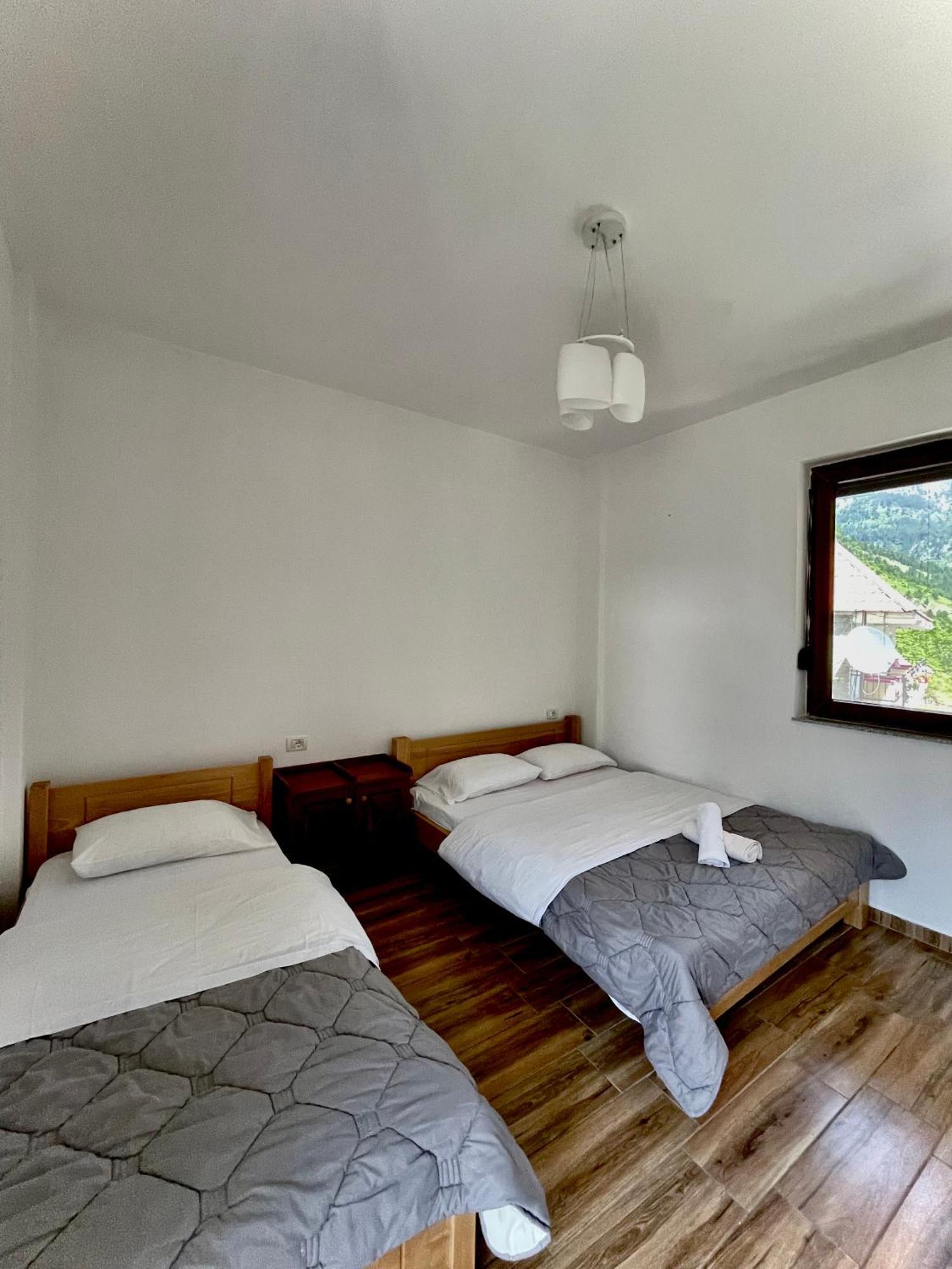 Lazer Cardaku Guesthouse Valbona Kültér fotó